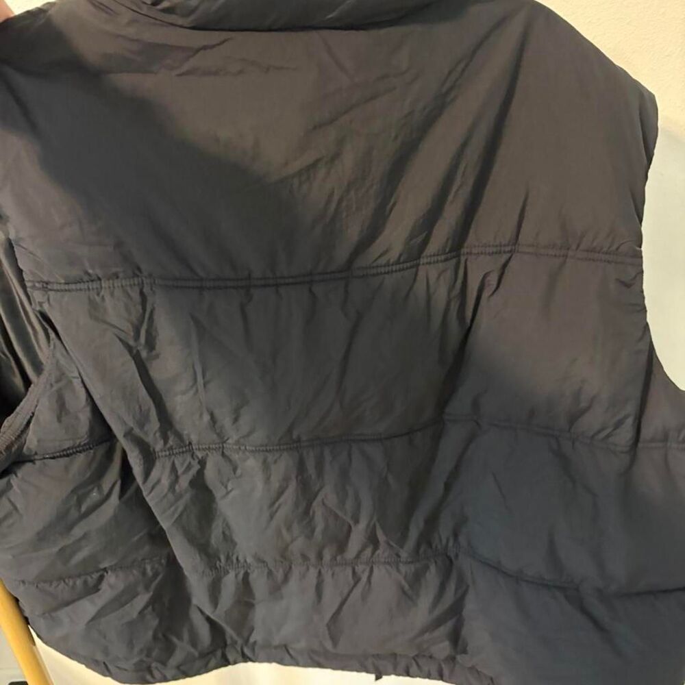 Old-navy Women's Black and Navy Gilet - Picture 3 of 3